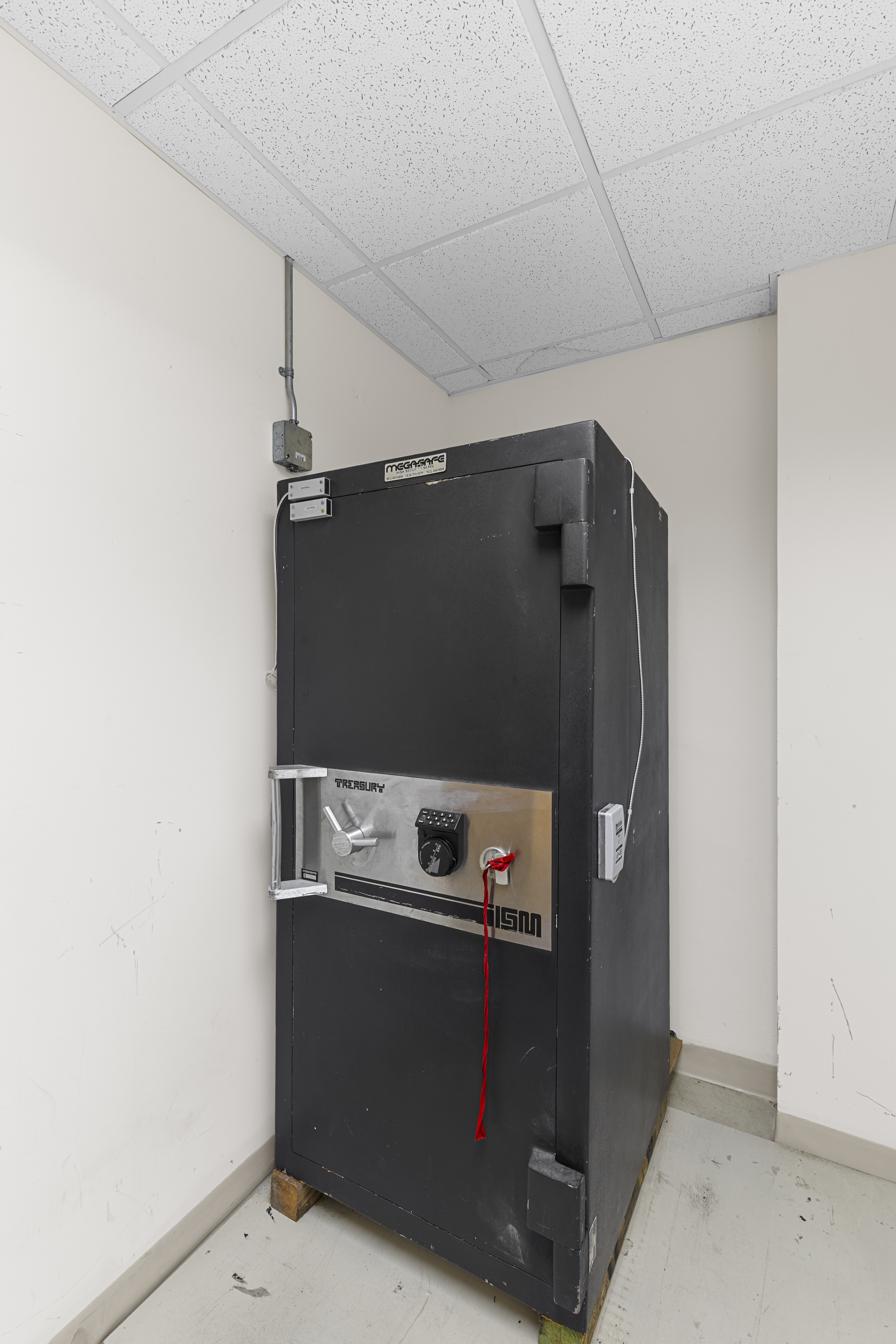 Additional high-security safe